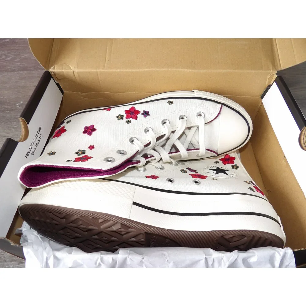Converse Women's Chuck Taylor All-Star Lift Platform Embroidered Florals High T